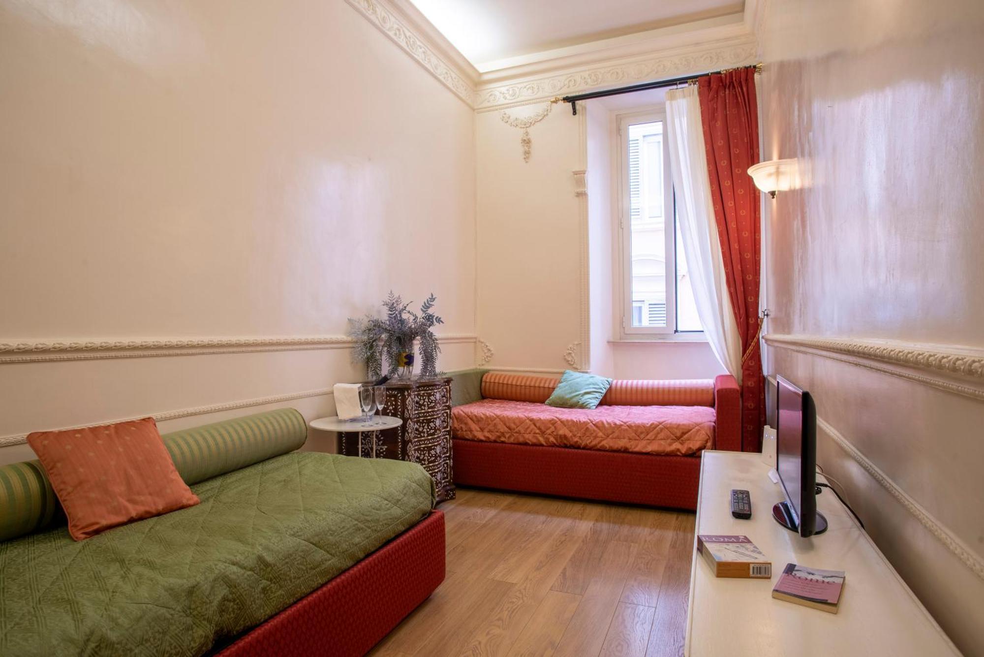 Suites Rome Exterior photo