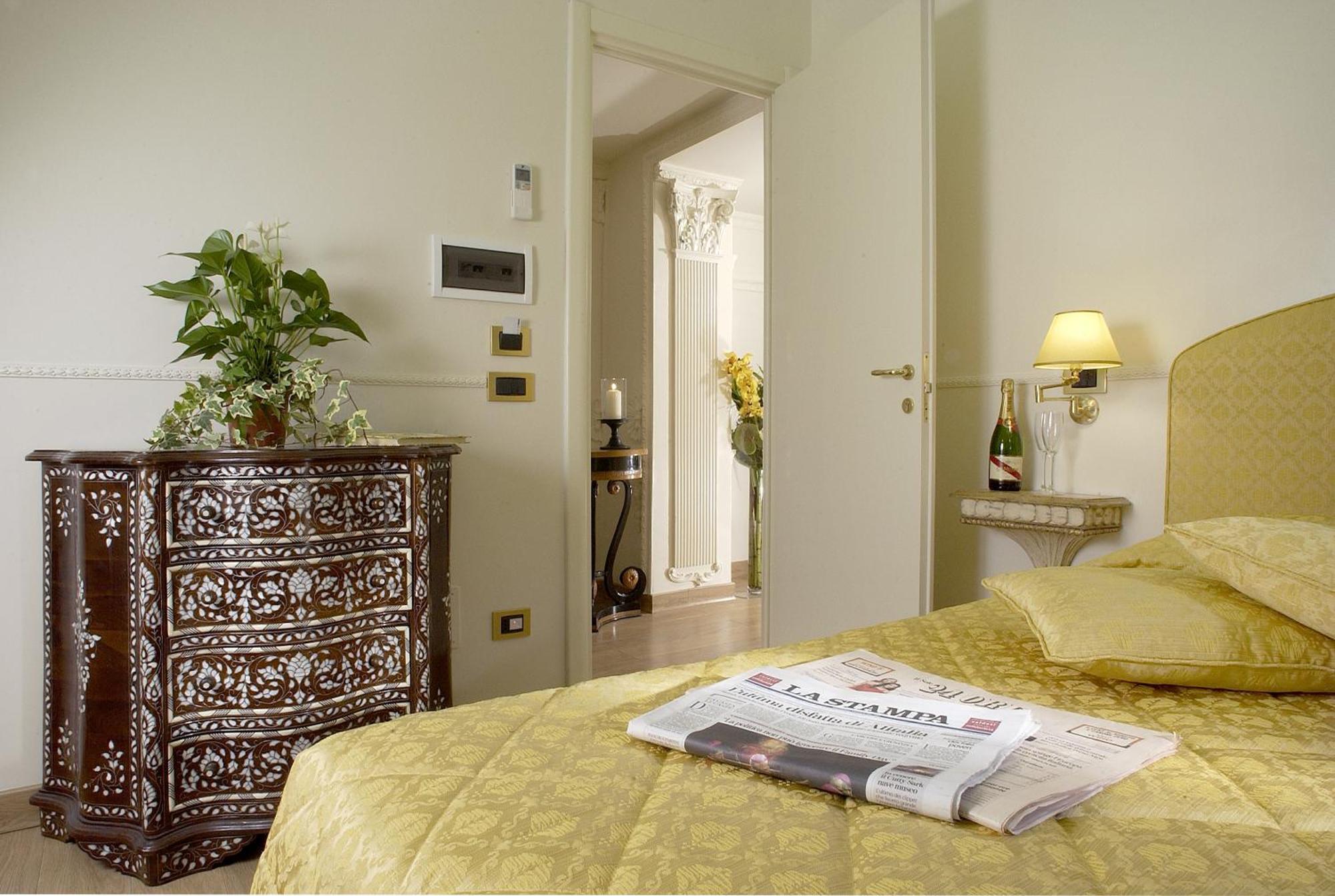 Suites Rome Exterior photo
